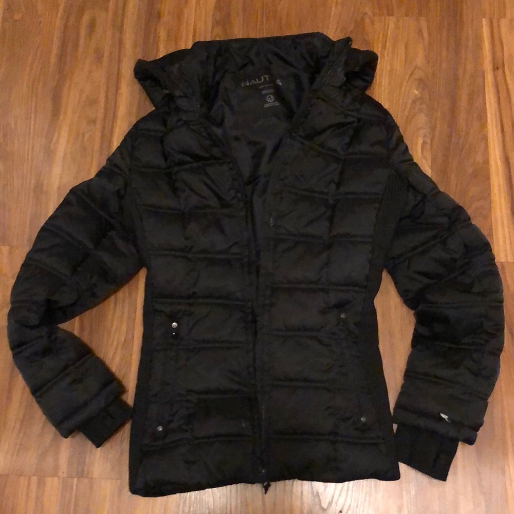 Hot Nautica Jacket for women. Whew! Black, M, 2 small snags on sleeve, pictured.